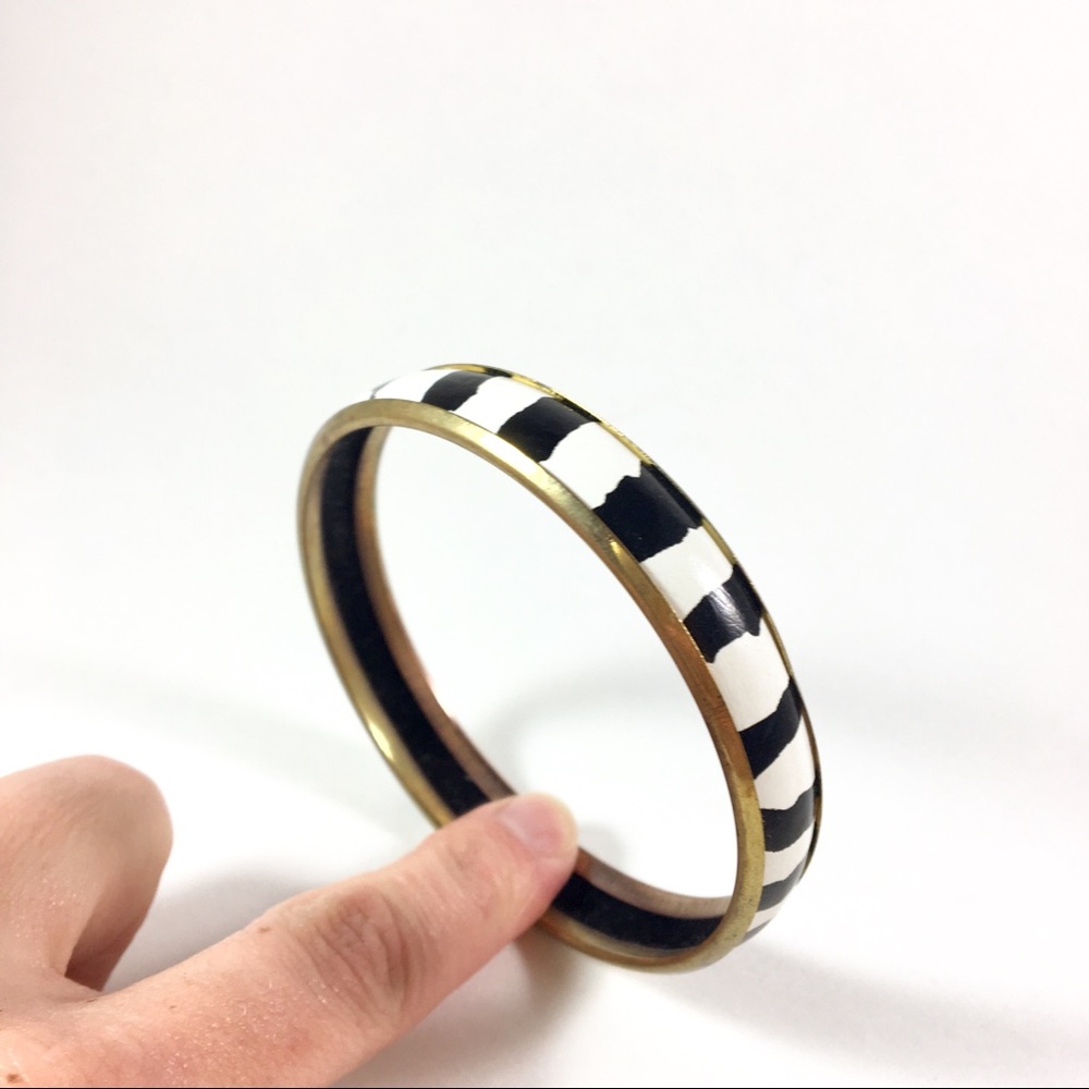 Zebra Bangle - Picture 5 of 8